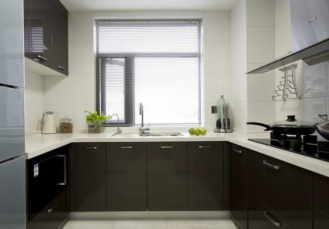 注意這四點(diǎn)，裝修出通透有序的廚房